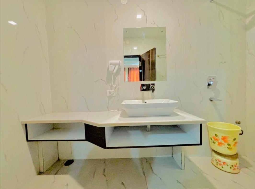 Glace Stay Inn Near Igi Airport 新德里 外观 照片