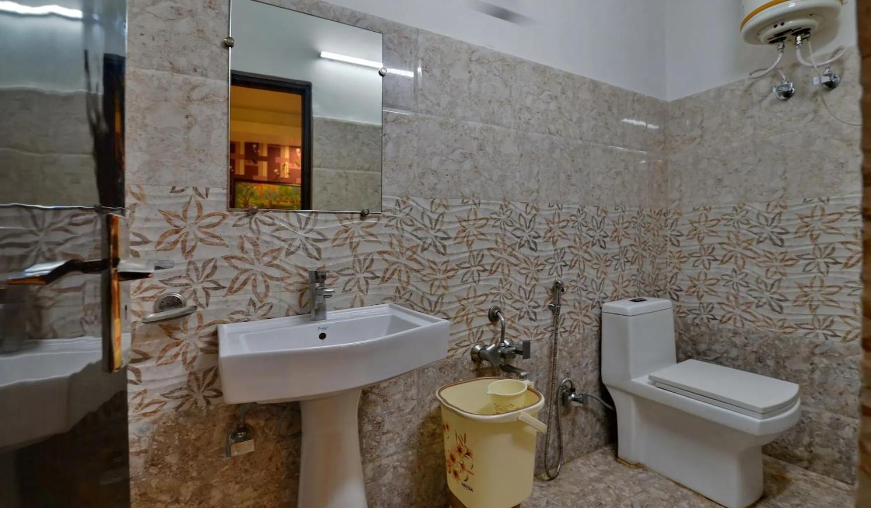 Glace Stay Inn Near Igi Airport 新德里 外观 照片