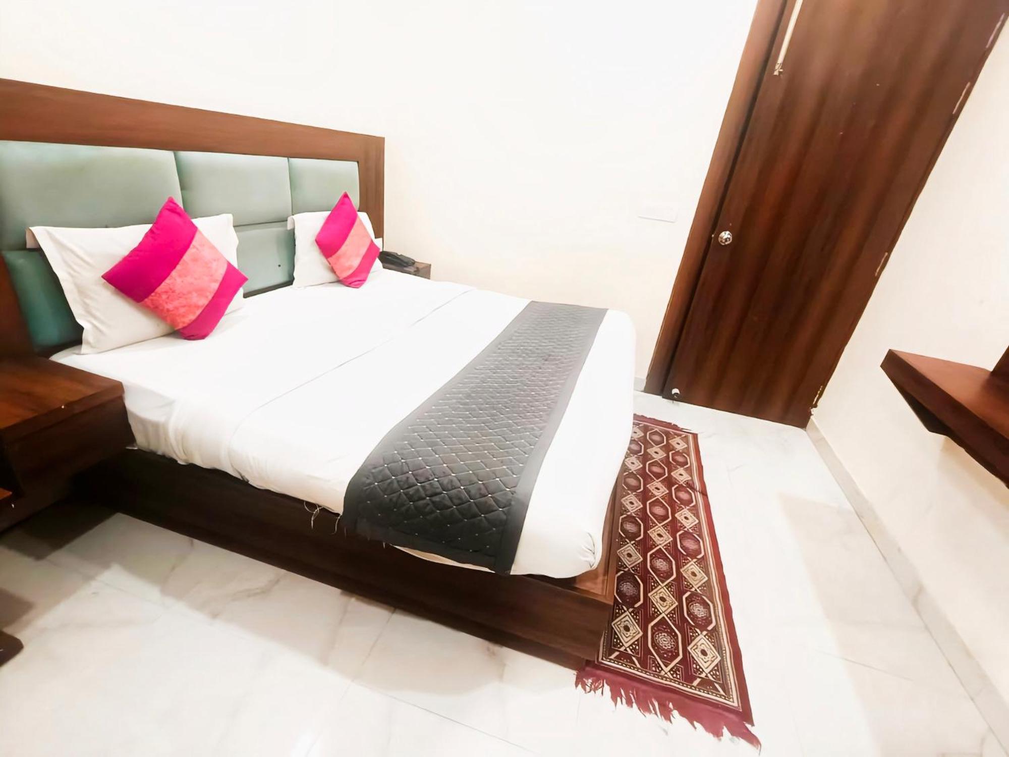 Glace Stay Inn Near Igi Airport 新德里 外观 照片
